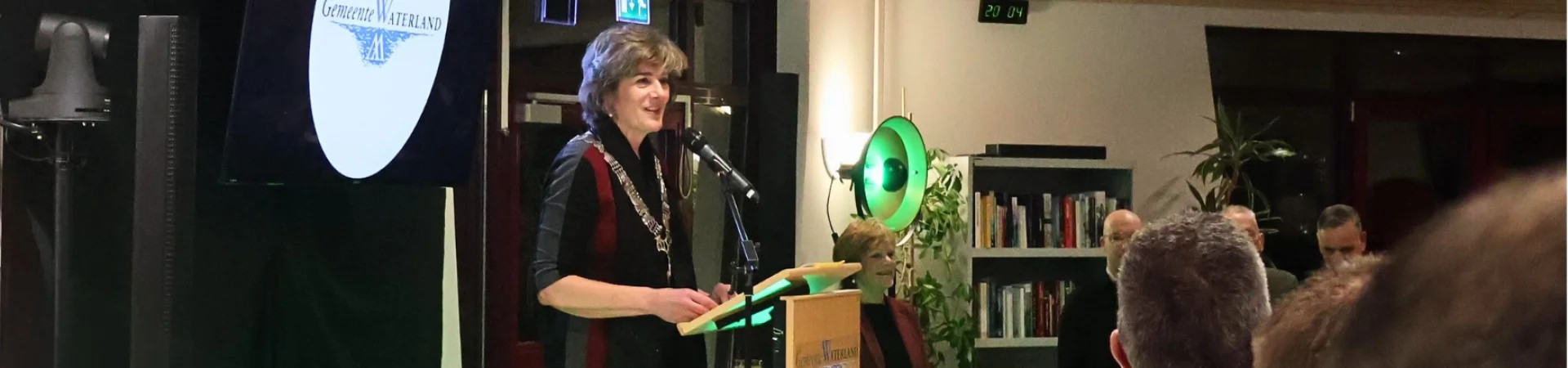 Column burgemeester Marian van der Weele
